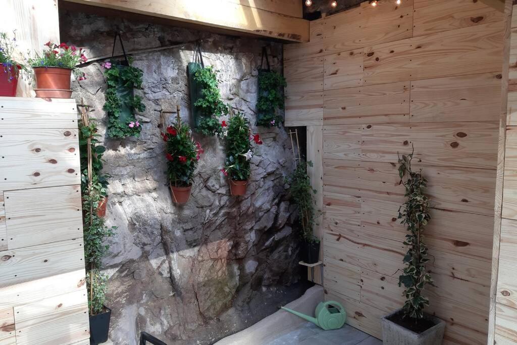La Petite Maison Dans la Vallée Avallon Exterior foto